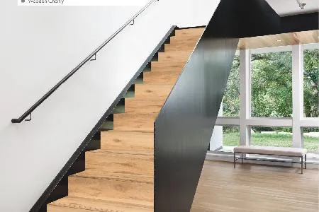 Tuiles d'escalier et tuiles de marches